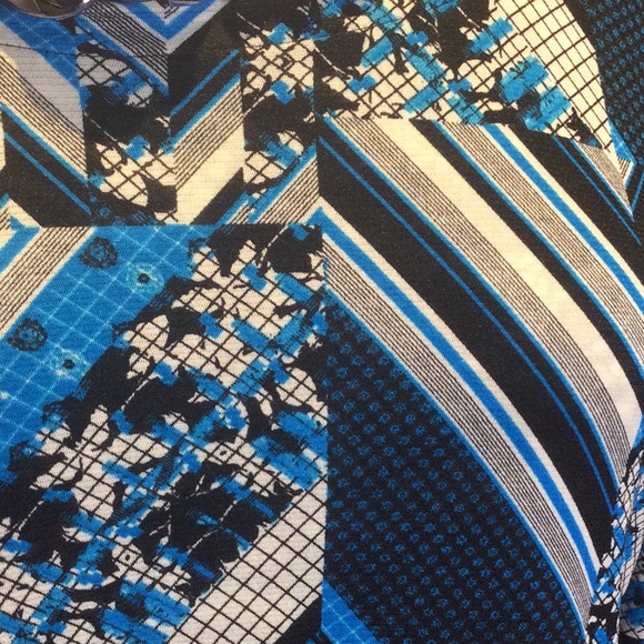 EUC Style & Co Abstract Ruffle Top, L - Picture 7 of 9